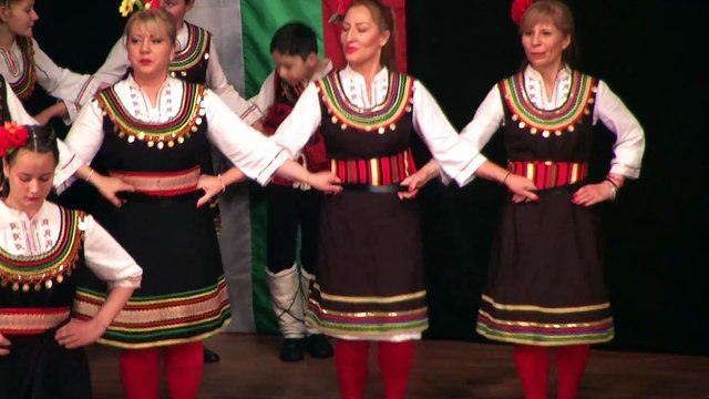 Шопски танц , изпълнява ТК Загрей