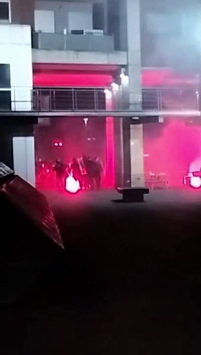 Derby Cosenza-Catanzaro, scontri tra tifosi gia...