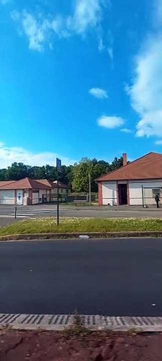 Chartes Bus 1 Direction Barjouville - Pluviers  #france #bustour #bus #frenchcity #francetour  (7)