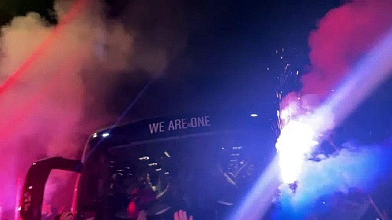 Il Bologna batte l?Atalanta: 500 tifosi aspettano la squadra per festeggiare
