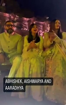 Video: ऐश्वर्या राय- अभिषेक बच्चन का वीडियो वायरल, 45 सेकंड में देखें कपल की मस्ती