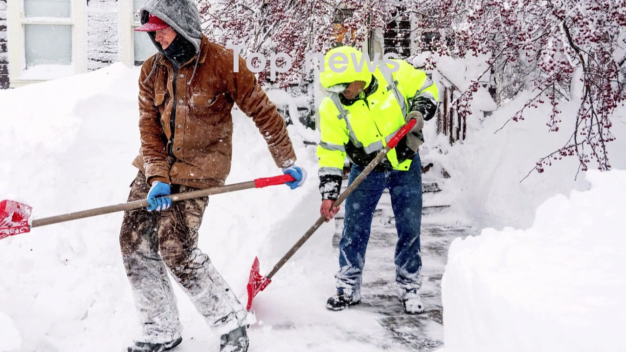 Thousands of people are worried because of heavy snowfall in California and Nevada.