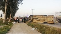 Kamyonet ile çarpışan minibüsteki 6 tarım işçisi yaralandı