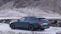 Vollelektrischer BMW i5 Touring von Beginn an in zwei Varianten