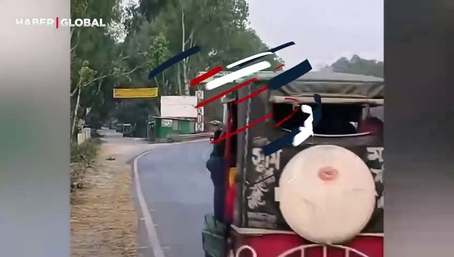 Yer Hindistan: Kimsenin kurallara uymadığı bu yol dehşete düşürüyor