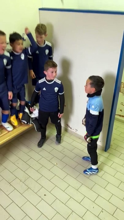 ILS SONT ENCORE TIMIDES ... MAIS CA VA VENIR !!!!