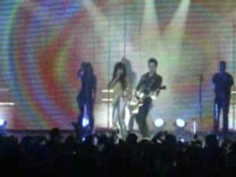 Jenifer Touche moi Bordeaux 25 mars
