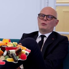 Edouard Philippe prend la parole et révèle être atteint d'addictions à certains produits