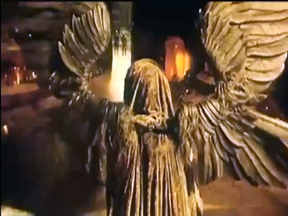 Hellboy II : les légions d'or maudites (2008) - Bande annonce