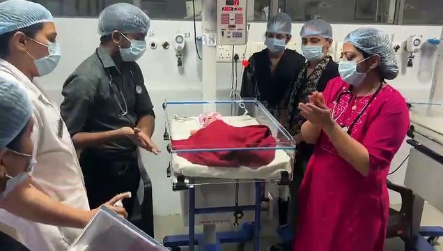 Video news: ट्रेन में बैग से मिला नवजात शिशु, अस्पताल में भर्ती