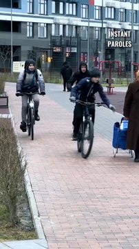 Une dame âgée se voit dépossédée de son chariot puis reçoit un soutien précieux