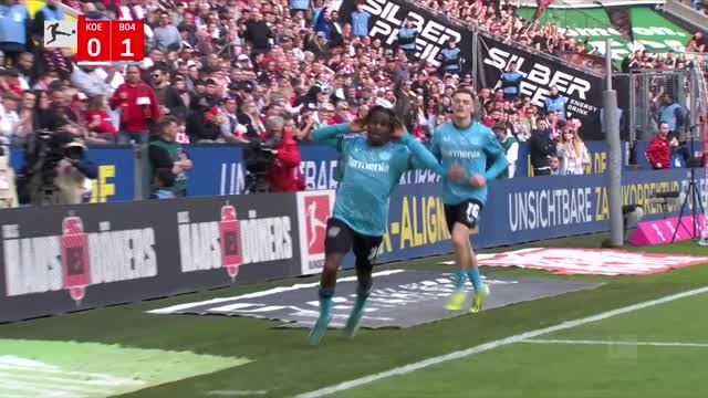 24e j. - Vainqueur de Cologne, le Bayer Leverkusen prend 10 points d'avance sur le Bayern