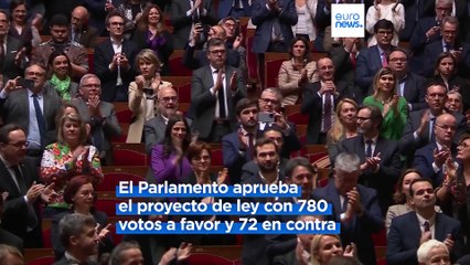 Francia blinda el derecho al aborto en la Constitución