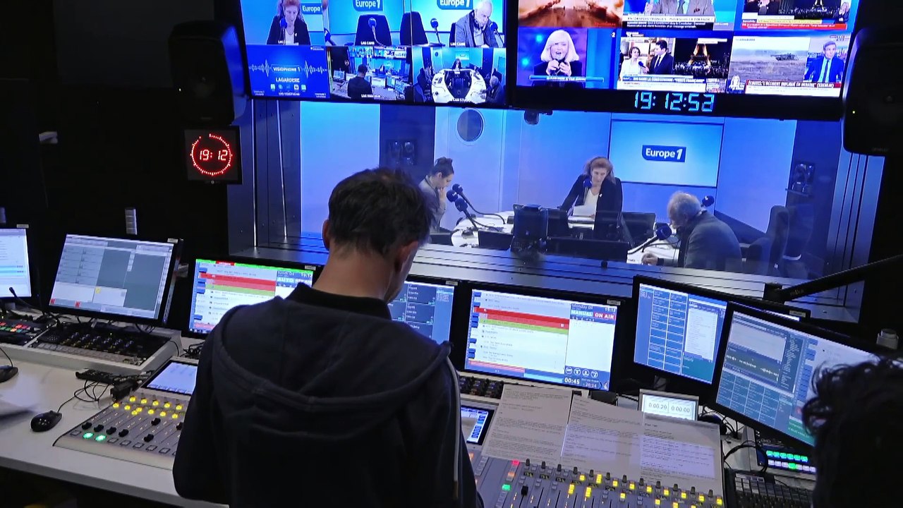 Guerre en Ukraine : canons Caesar, drones de reconnaissance... Paris dévoile une liste d'armes fournies à Kiev