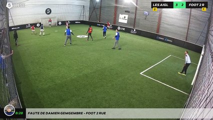 Faute de Damien GEMGEMBRE - FOOT 2 RUE