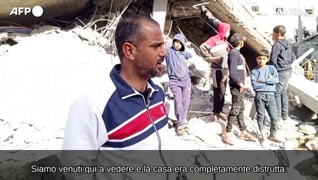 Gaza, un sopravvissuto: Ho sentito l'attacco, ho pensato che sarei morto