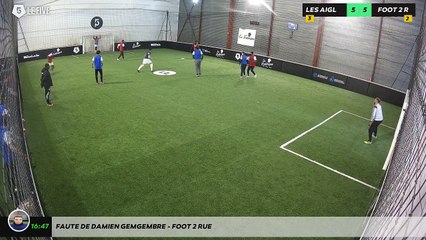 Faute de Damien GEMGEMBRE - FOOT 2 RUE