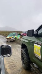 Video: El fuerte accidente que sufrió un piloto de rally en Oruro (2)
