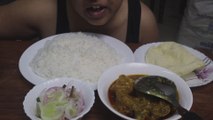 EATING SPICY CHICKEN CURRY, SALAD, PAPPAD FRY, WHITE RICE | MUKBANG EATING SHOW | ASMR EATING VIDEO