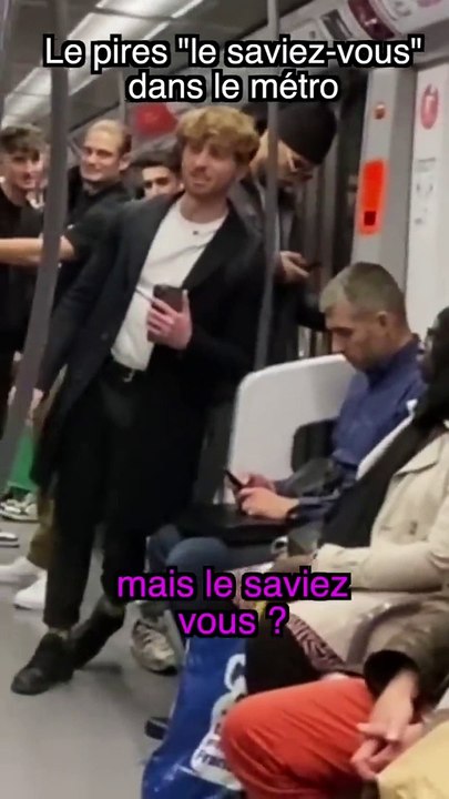 Je crie dans le métro des informations utiles.