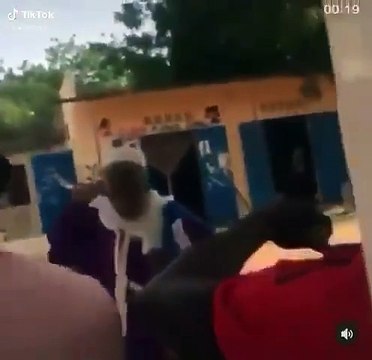 Dude Gets Owned By a Vulgar Old Man