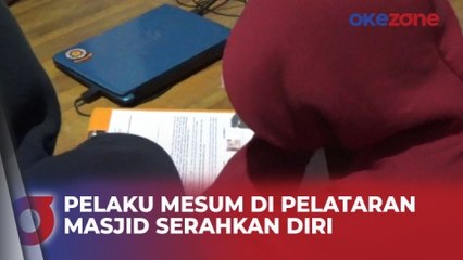 Télécharger la video: Sempat Viral! Pelaku Mesum di Pelataran Masjid Serahkan Diri ke Kantor Satpol PP Parepare