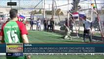 Rusia y Siria  juegan partido de fútbol amistoso en la ciudad de Douma