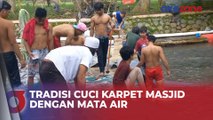 Sambut Bulan Ramadhan, Puluhan Remaja di Semarang Cuci Karpet Masjid dengan Mata Air