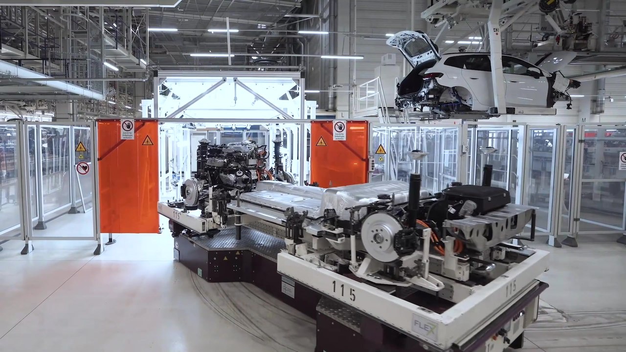 Der MINI Countryman Electric - Konsequenter Werksausbau und flexibles Produktionssystem