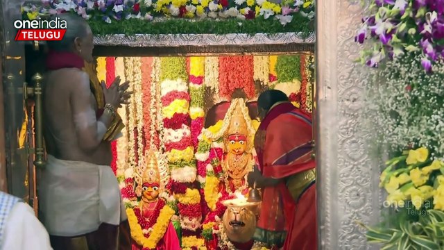 Secunderabad Ujjaini Mahankali అమ్మవారిని దర్శించుకున్న PM Modi | Telugu Oneindia