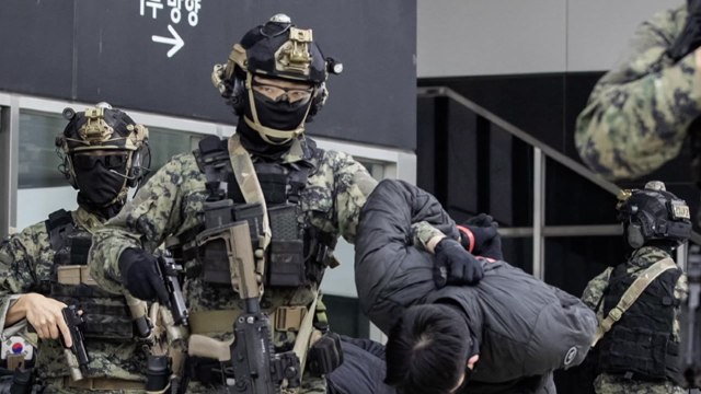 육군 특전사, 군·경 합동 다중이용시설 대테러훈련 / YTN