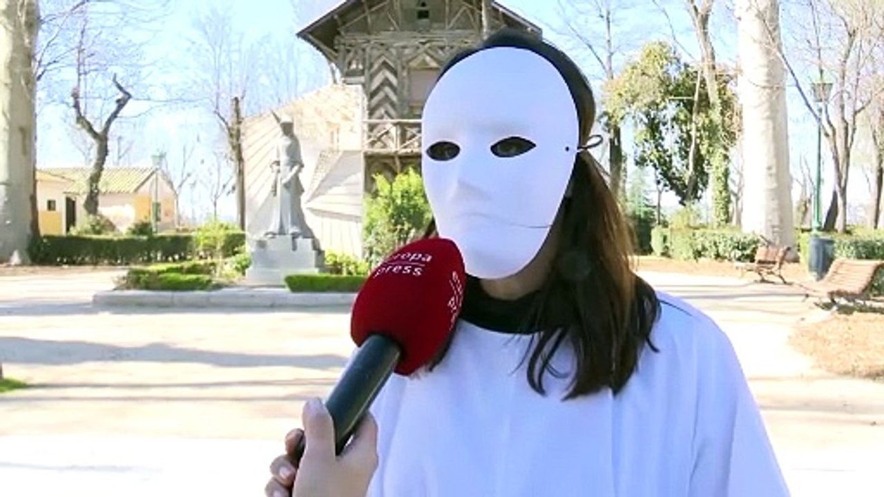 La 'Compaña Feminista' irrumpe en el 8M toledano