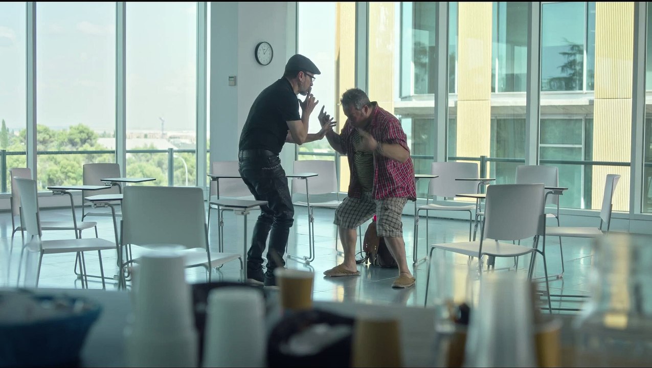 'Por tus muertos' tráiler