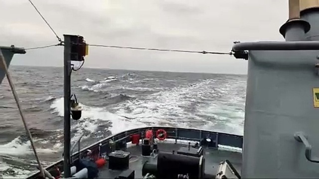 Polska i włoska Marynarka Wojenna w trakcie ćwiczeń NATO