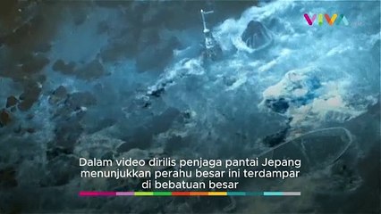 Momen Horor Kapal Jepang Dibawa Gelombang Ganas