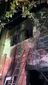#Preliminar Una casa ardió en llamas luego de que de manera intencional un sujeto le prendiera fuego, este hecho tuvo lugar en la colonia Las Pintas de El Salto #GuardiaNocturna