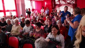 "Piękna w chorobie" 2024 w szpitalu w Przemyślu. Nastawienie wewnętrzne w walce z nowotworem jest niezwykle ważne