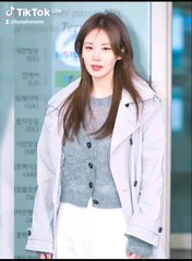 Seohyun at Incheon Airport departing for Milan Fashion Week