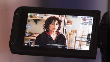 Anouk Grinberg: "Quand un producteur engage Depardieu, il sait qu'il engage un agresseur"