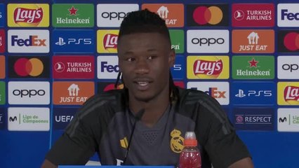 Real Madrid - Camavinga s'amuse des journalistes : "Tu veux que je te dise la vérité ?"