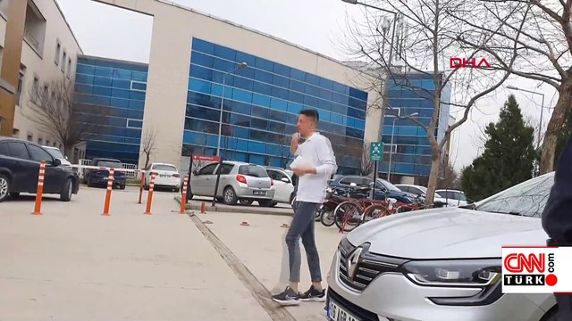 Sevgilisinin abisi önce darp etti, sonra biber gazı sıktı!