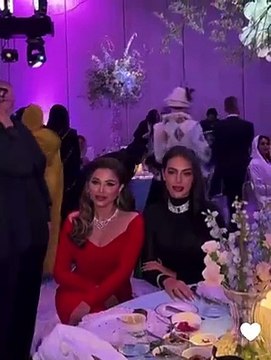 جورجينا رودريغيز ونهى نبيل في السعودية