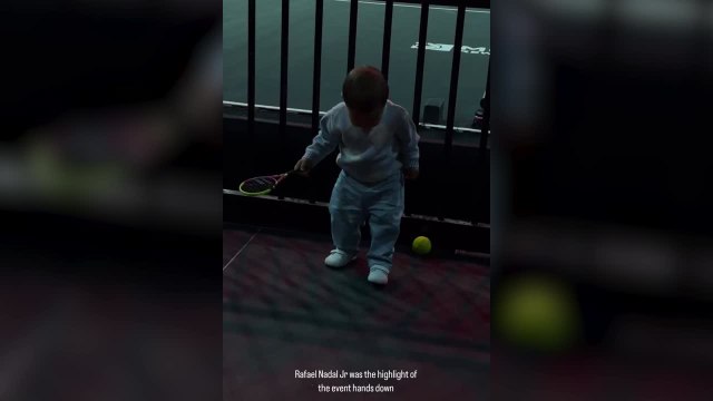 El hijo de Nadal ya juega al tenis