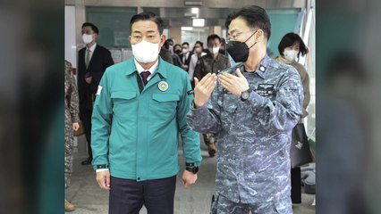 신원식, 이국종 만나 "군 병원 비상진료에 신뢰도 높아져" / YTN