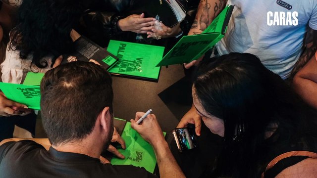 Thiago Bartos lança livro Você Tem Uma Palavra no Brasil