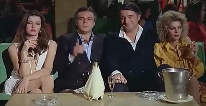 Sapore di Mare, la struggente scena Finale - Jerry Calà e Marina Suma