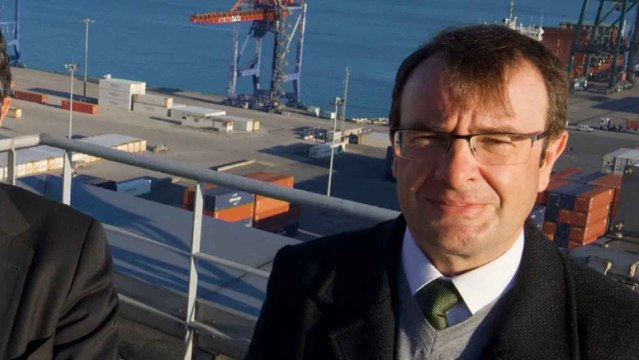 Puente cesa al secretario general de Puertos del Estado