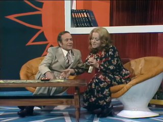 A generációs különbség - Márkus László és Hámori Ildikó - kabaréjelenet (1974)