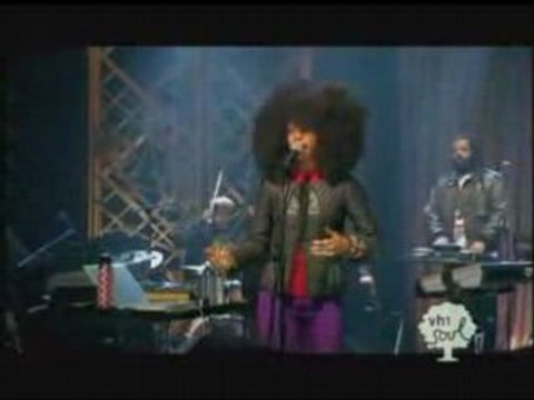 On On - Erykah Badu February VH1 Soul live