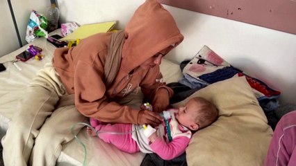 الجوع والمرض يفتكان بأطفال غزة